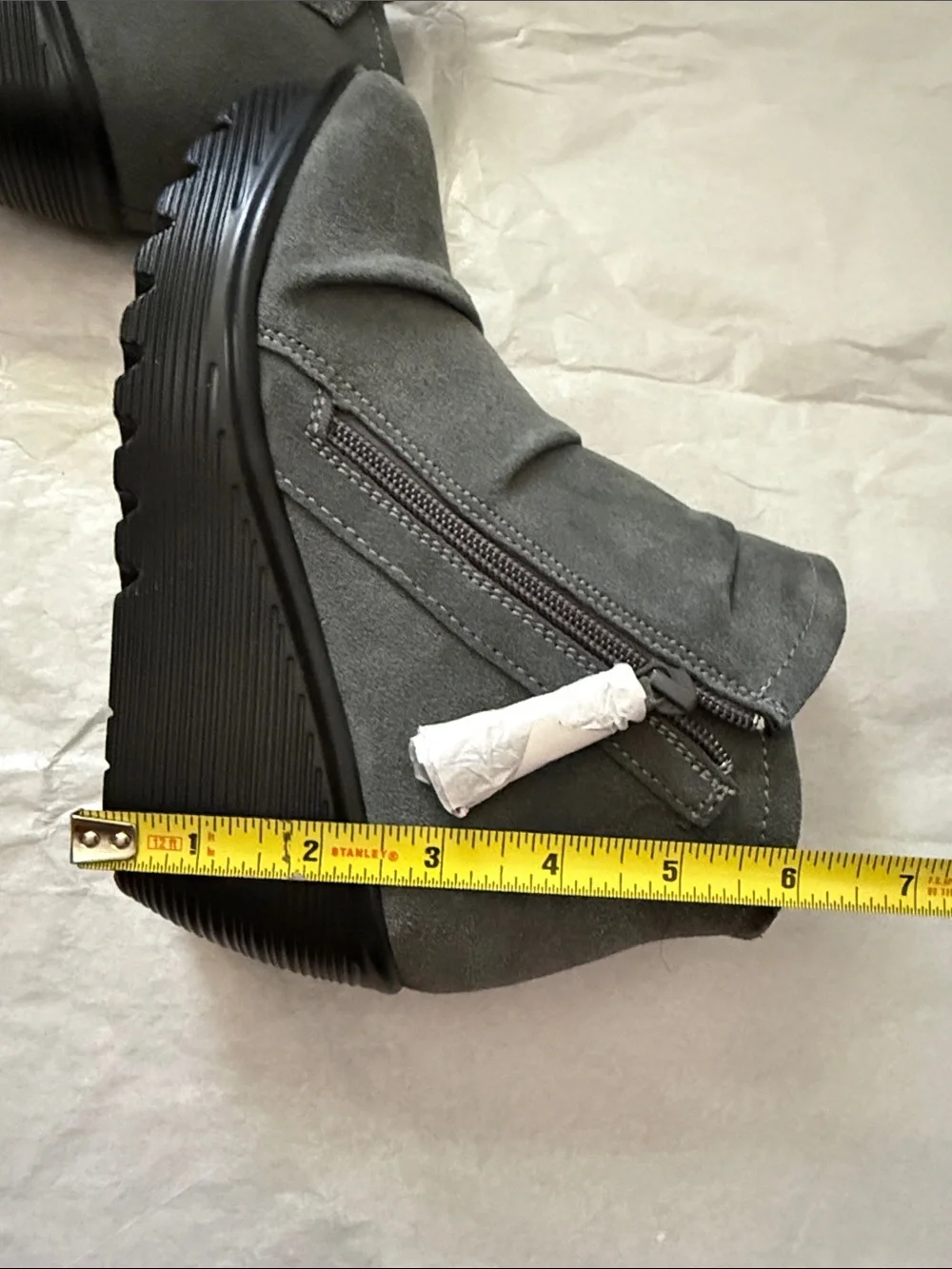 Skechers soft suede